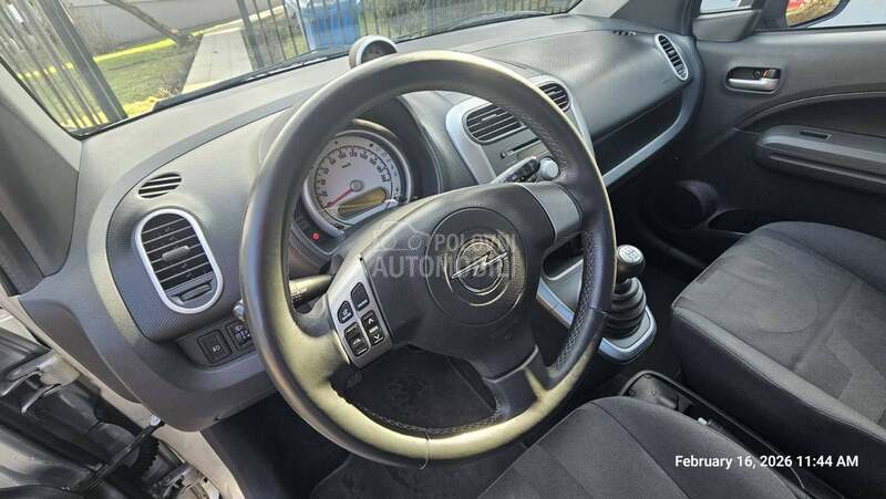 Opel Agila 
