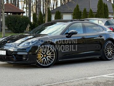 Porsche Panamera GTS / Chrono