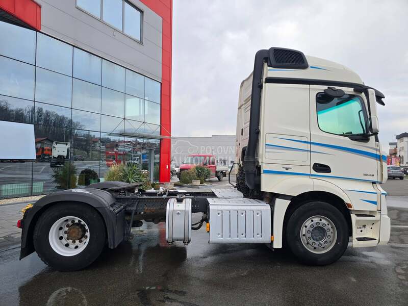 Mercedes Benz Actros 1843