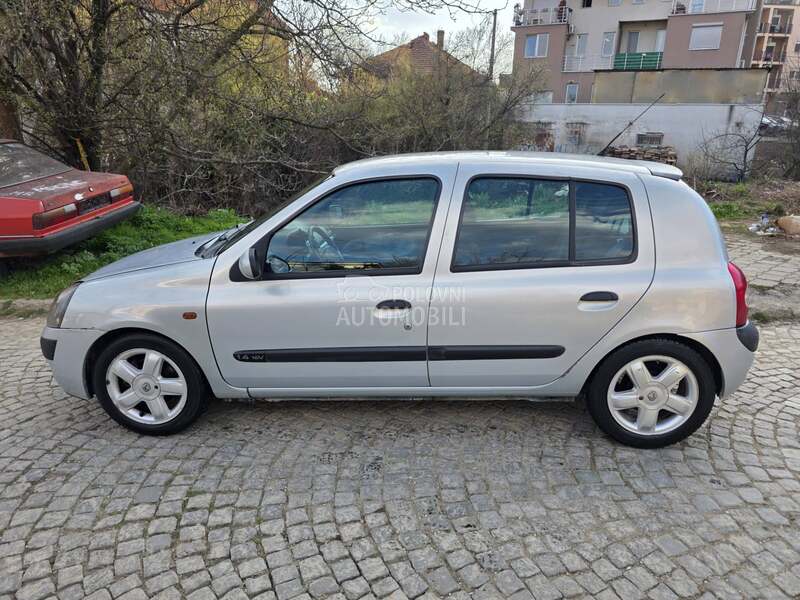 Renault Clio 1.4