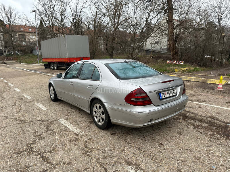 Mercedes Benz E 270 