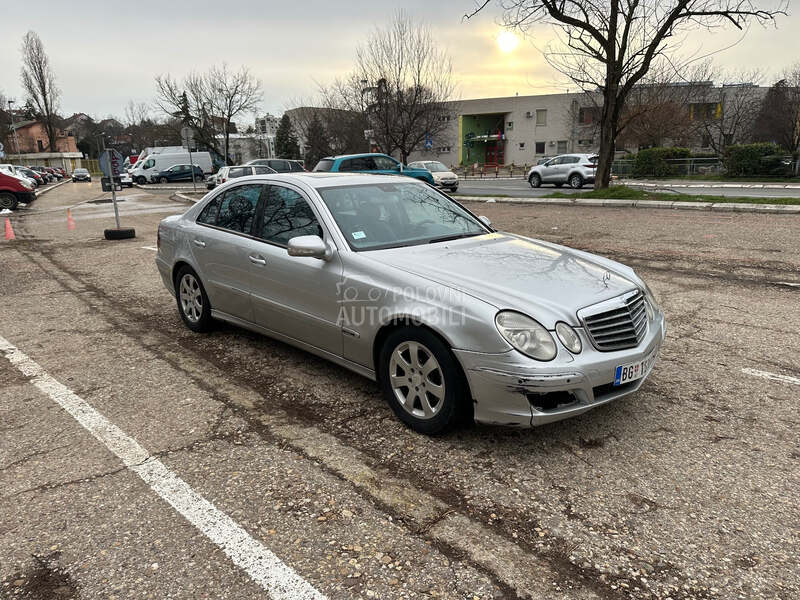 Mercedes Benz E 270 