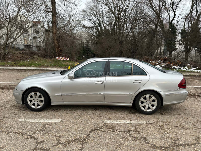 Mercedes Benz E 270 