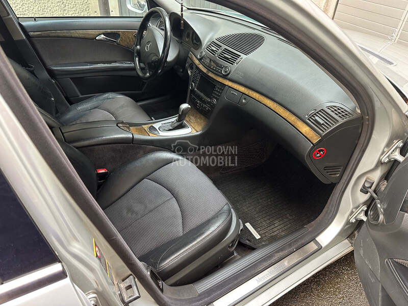 Mercedes Benz E 270 