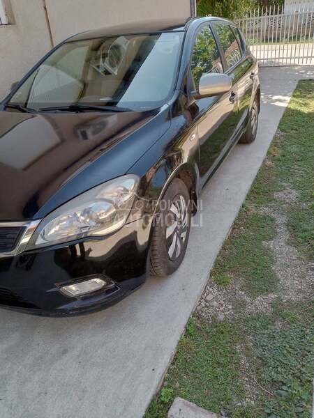 Kia cee`d 