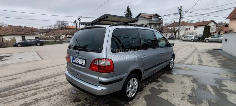 Ford Galaxy 1.9