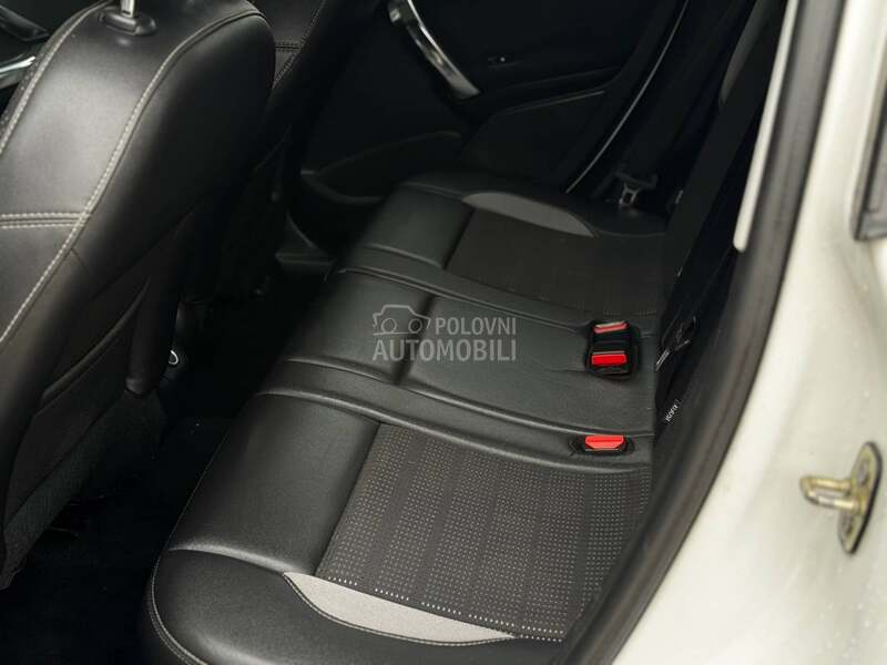 Peugeot 2008 1.6/EHDI/LED/ALLURE