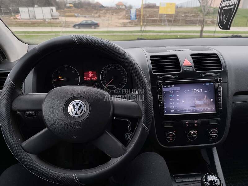 Volkswagen Golf 5 