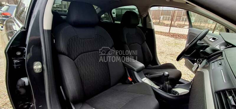 Citroen C5 1.6HDI/N.A.V/L.E.D