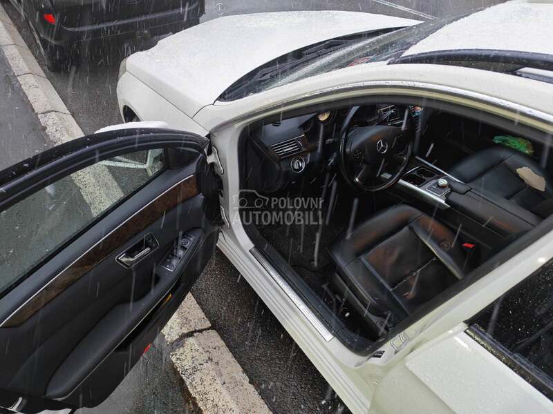 Mercedes Benz E 200 E200