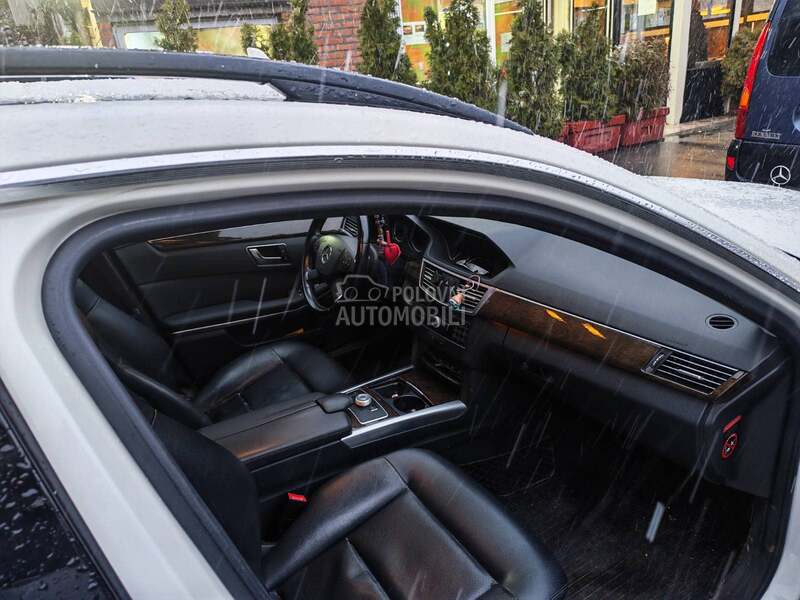 Mercedes Benz E 200 E200