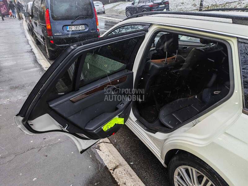 Mercedes Benz E 200 E200