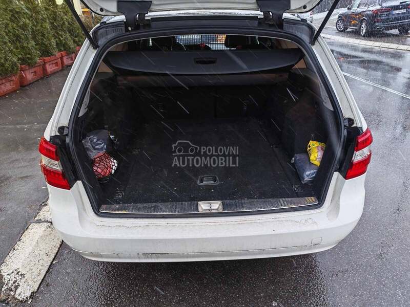 Mercedes Benz E 200 E200