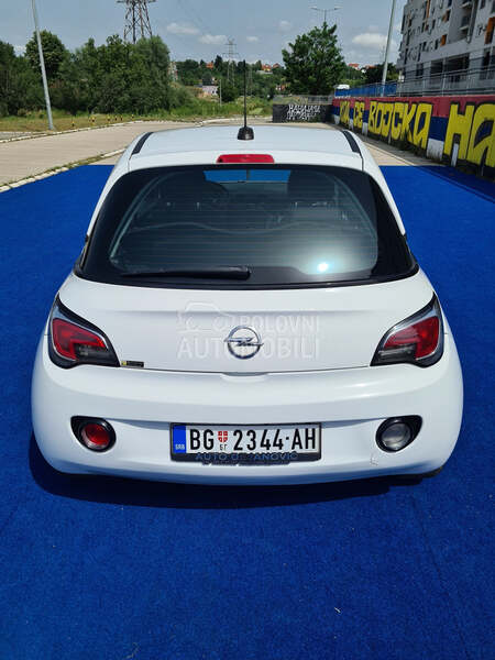 Opel Adam 