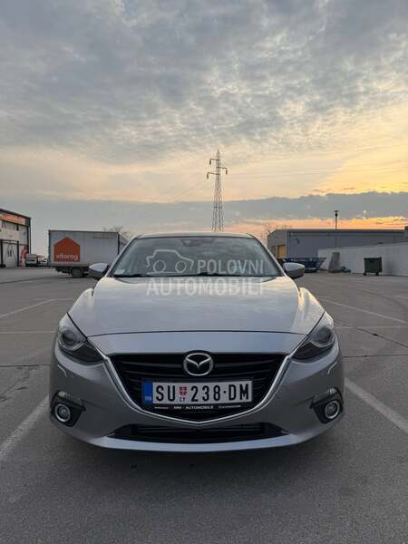 Mazda 3 2.2 REVOLUTION