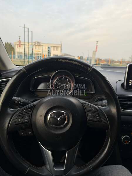 Mazda 3 2.2 REVOLUTION