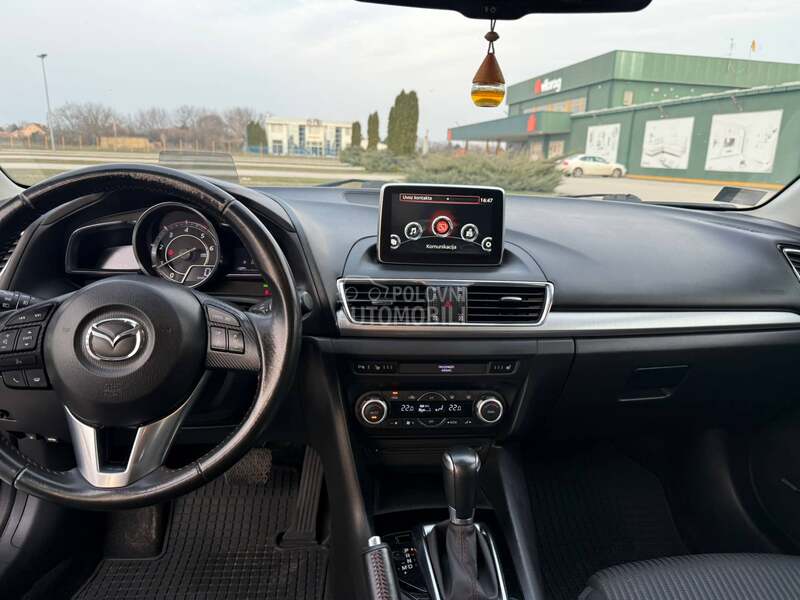 Mazda 3 2.2 REVOLUTION