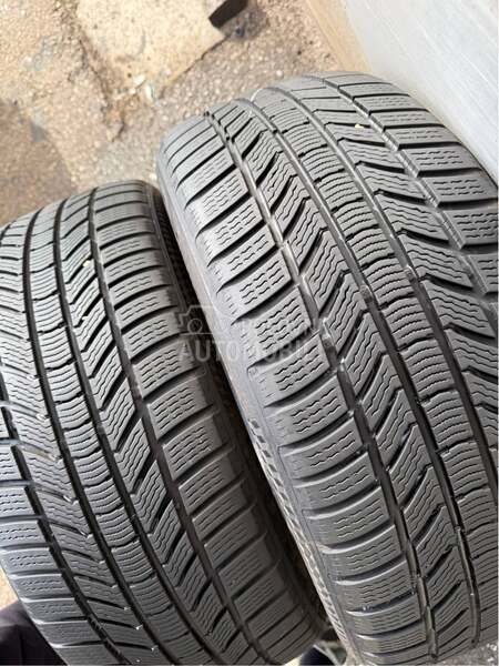 Continental 235/45 R18 Zimska