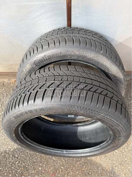 Continental 235/45 R18 Zimska