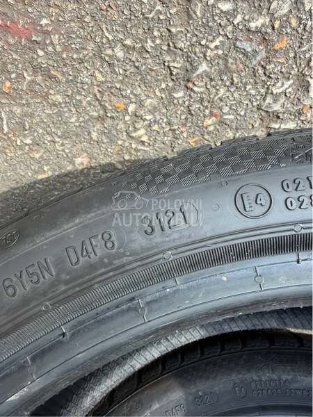 Continental 225/40 R18 Zimska