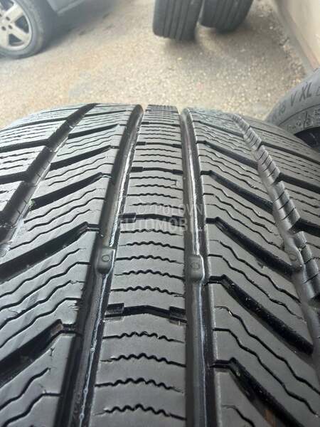 Continental 225/45 R18 Zimska