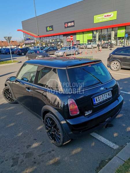 MINI Cooper 1.6