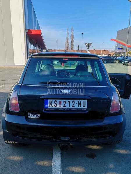 MINI Cooper 1.6
