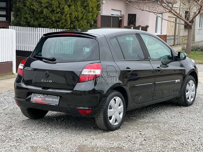 Renault Clio 133.000 K.M/OPREMA