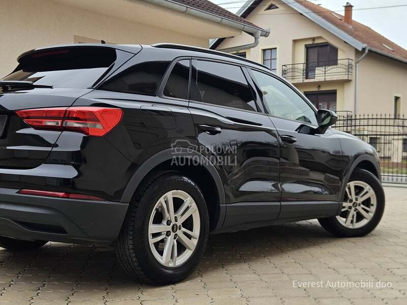 Audi Q3 2.0TDi/SONOS/