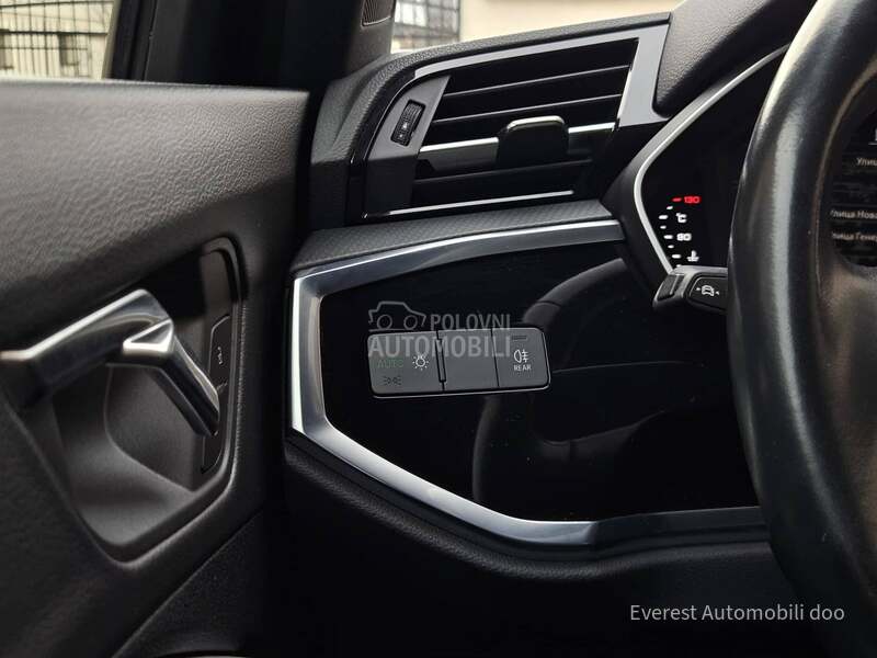 Audi Q3 2.0TDi/SONOS/