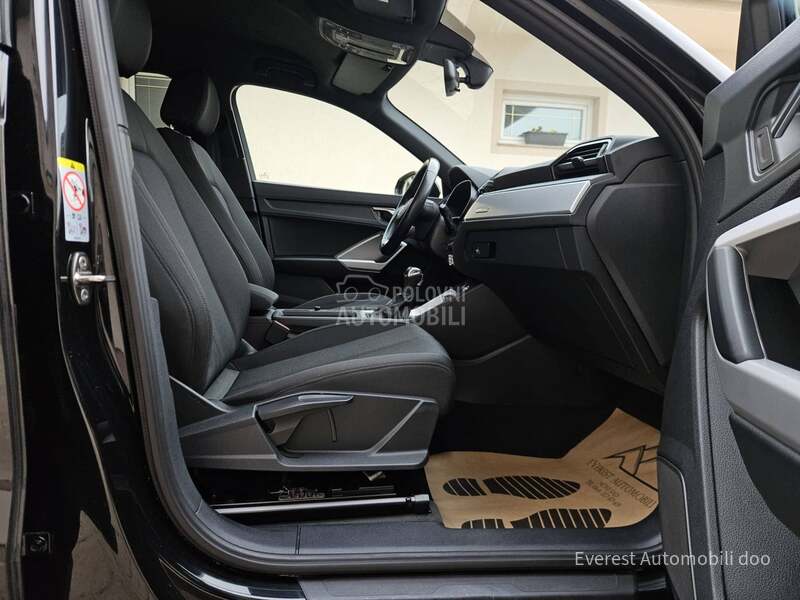 Audi Q3 2.0TDi/SONOS/