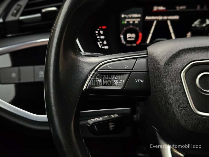 Audi Q3 2.0TDi/SONOS/