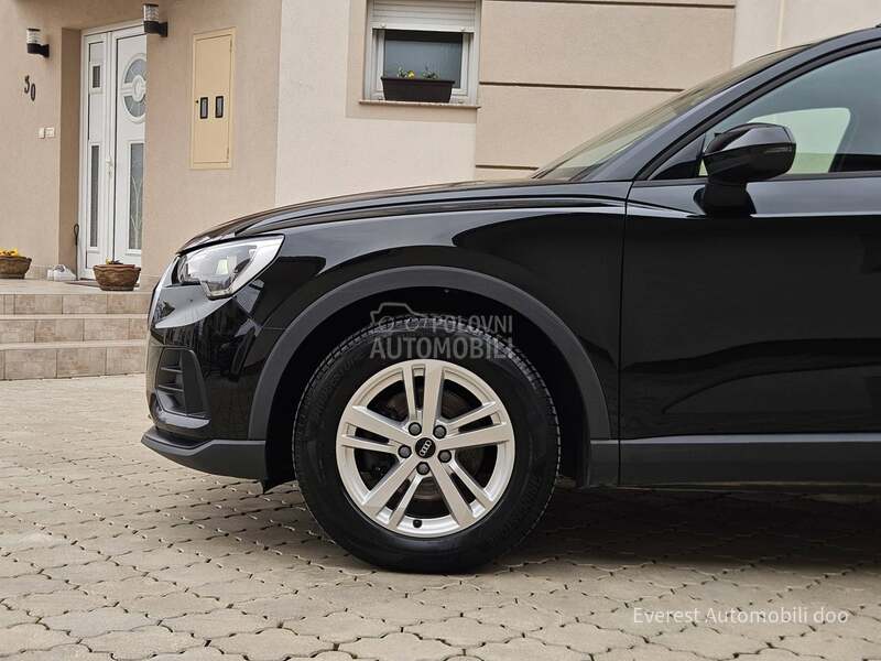 Audi Q3 2.0TDi/SONOS/