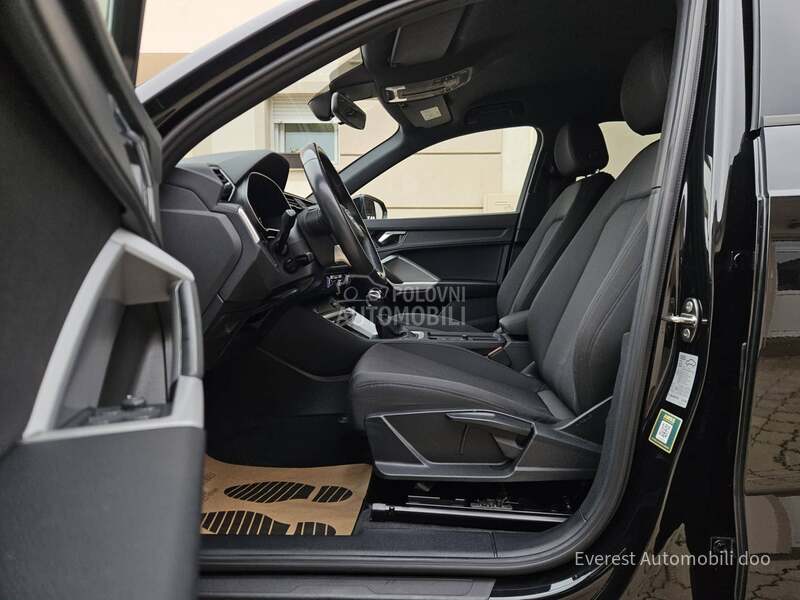 Audi Q3 2.0TDi/SONOS/