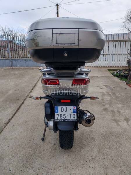 Piaggio MP3 500cm b kategorija