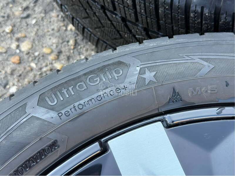 Goodyear 255/50 R21 Zimska