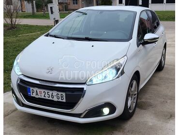 Peugeot 208 1.2 Active Style