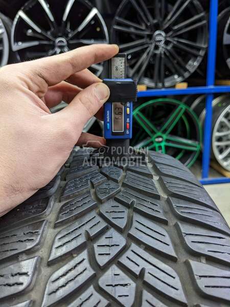 Fulda 215/60 R16 Zimska