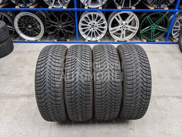 Michelin 215/60 R17 Zimska