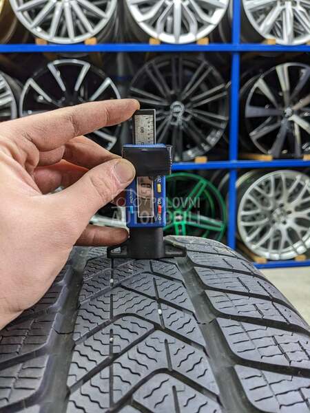 Pirelli 225/60 R17 Zimska