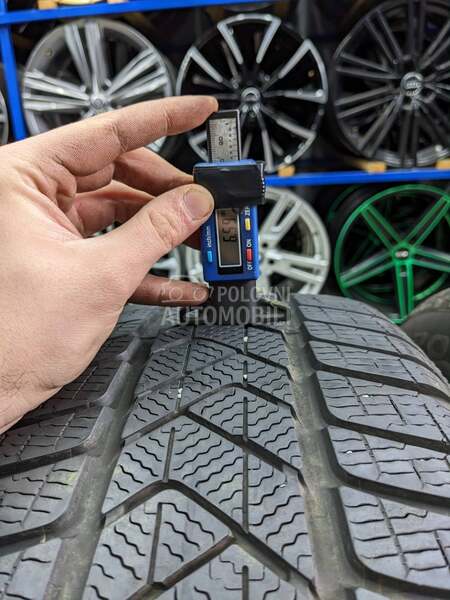 Pirelli 225/60 R17 Zimska