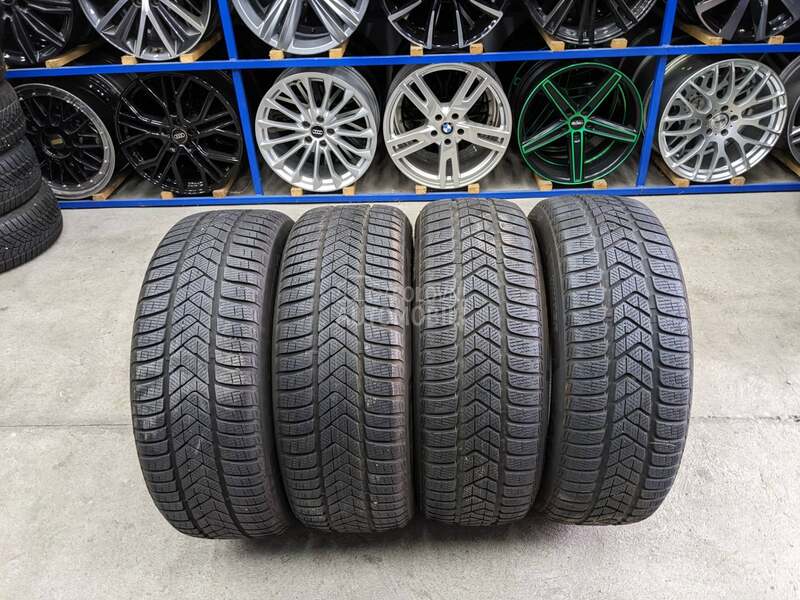 Pirelli 225/60 R17 Zimska