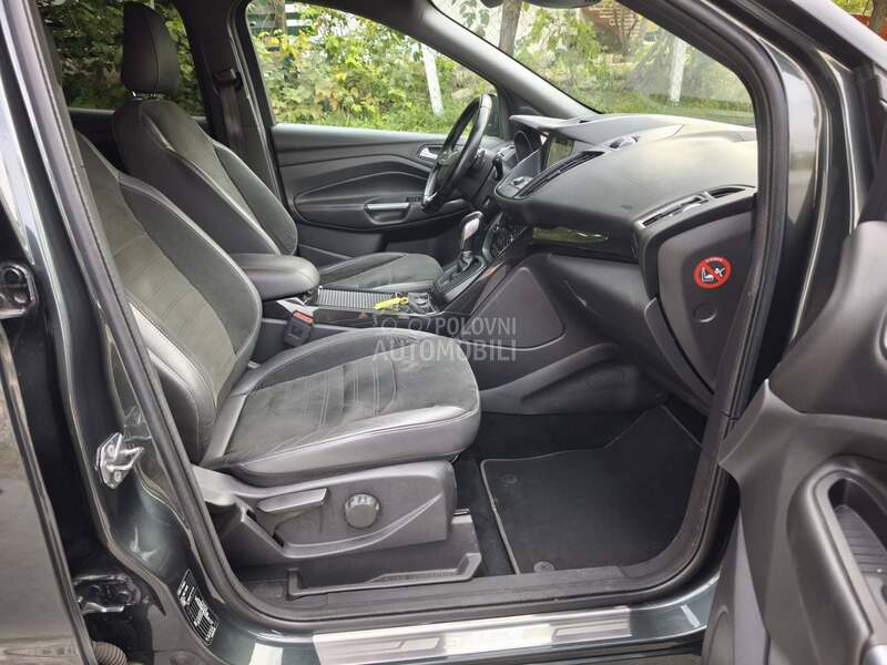 Ford Kuga 2.0 tdci ST LINE