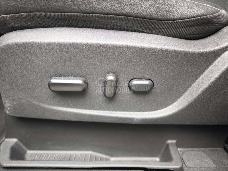 Ford Kuga 2.0 tdci ST LINE