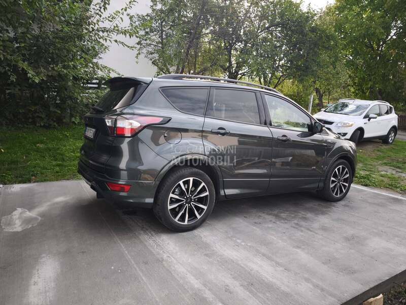 Ford Kuga 2.0 tdci ST LINE
