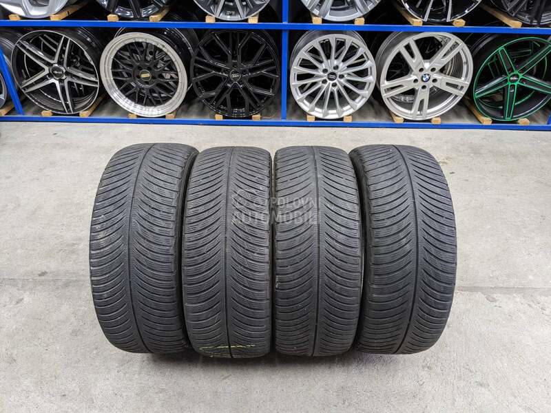 Michelin 235/45 R18 Zimska
