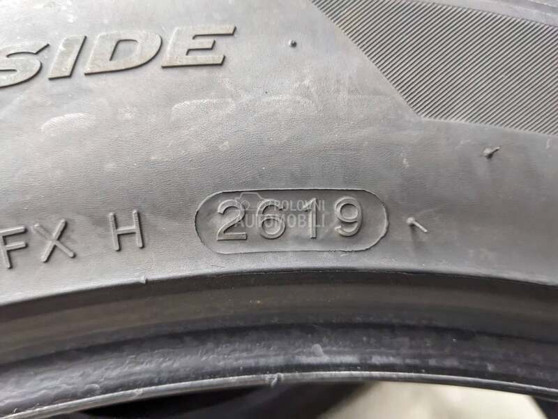 Hankook 235/50 R19 Zimska