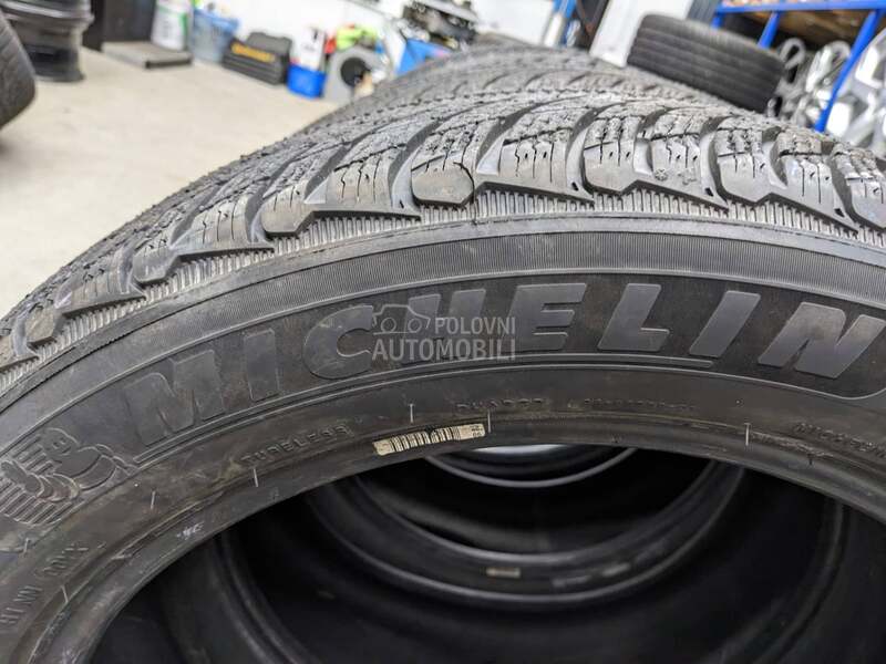 Michelin 235/50 R19 Zimska