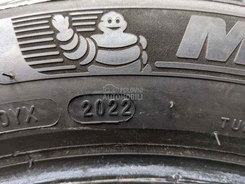 Michelin 235/50 R19 Zimska