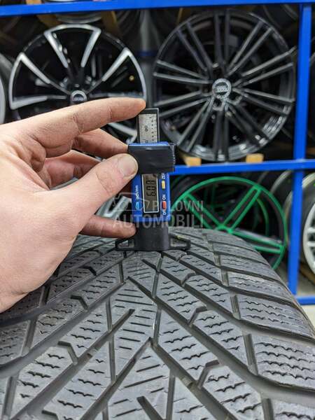 Pirelli 235/55 R18 Zimska